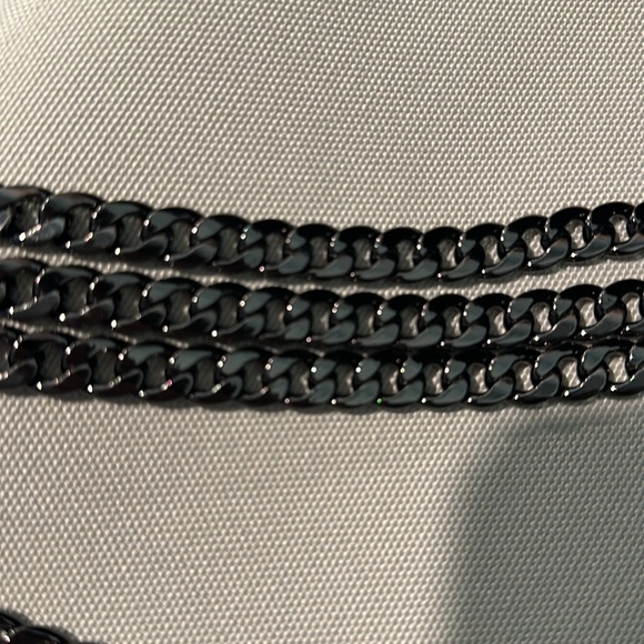 Gun metal black  48” chain strap- boutique - Picture 5 of 5